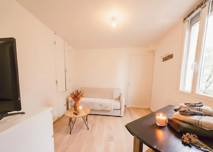 Paisible Proche Centre 公寓